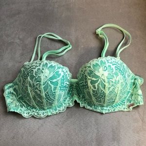 Victoria’s Secret Pink, size 34B